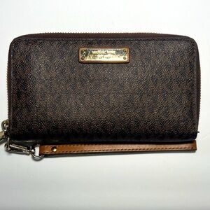 Michael Kors Brown Wallet Authentic